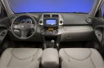 Toyota RAV4 2009 года